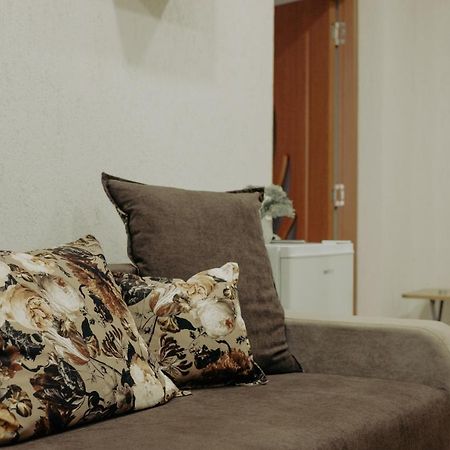 Studio 63 Petroşani Dış mekan fotoğraf